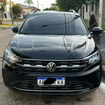 Volkswagen Nivus Comfortline 200 TSi usado (2024) color Negro financiado en cuotas(anticipo $3.999.999)