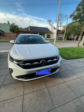 Volkswagen Nivus 170 TSi usado (2022) color Blanco Cristal precio $26.500.000