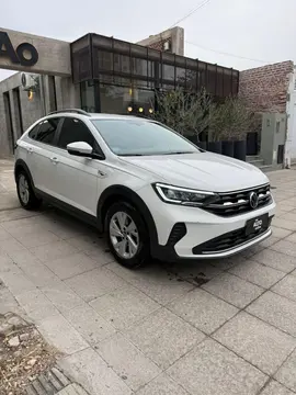 Volkswagen Nivus Comfortline 200 TSi usado (2024) color Blanco precio $33.000.000