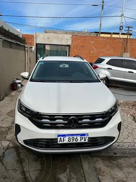 Volkswagen Nivus 170 TSi usado (2023) color Blanco Cristal financiado en cuotas(anticipo $1.500.000)