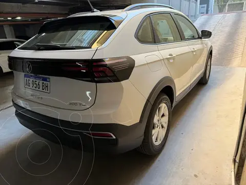 Volkswagen Nivus Trendline 200 TSi usado (2024) color Blanco Cristal financiado en cuotas(anticipo $5.000.000)