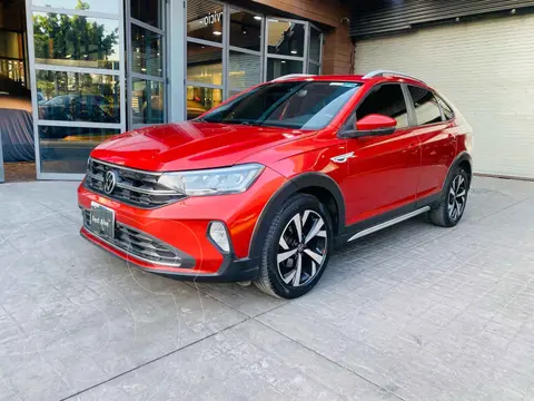 Volkswagen Nivus Highline usado (2022) color Rojo precio $359,000