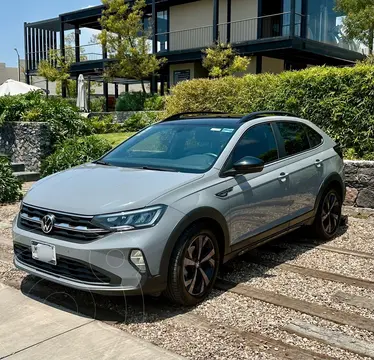 Volkswagen Nivus Black usado (2022) color Gris precio $350,000