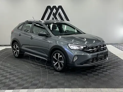 Volkswagen Nivus Highline usado (2023) color Gris precio $349,999