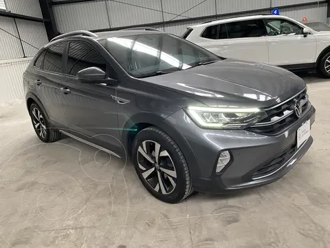Volkswagen Nivus Highline usado (2023) color Gris precio $379,900