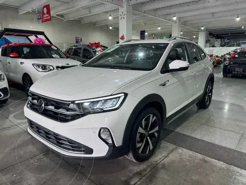 Volkswagen Nivus Highline usado (2023) color Blanco precio $435,000