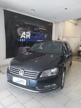 foto Volkswagen Passat 1.8 TSi Comfort usado (2012) color Azul precio u$s12.500