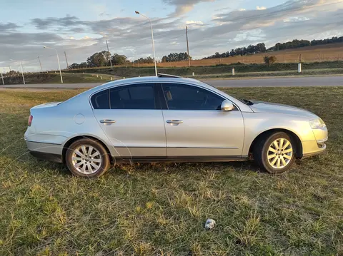 Volkswagen Passat 2.0 TDi Advance usado (2010) color Gris precio $4.450.000