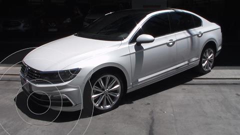 foto Volkswagen Passat 2.0 TSi R-Line DSG usado (2018) color Blanco precio u$s38.900