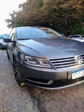 Volkswagen Passat 2.0 TSi Highline DSG usado (2017) color Gris precio u$s25.500