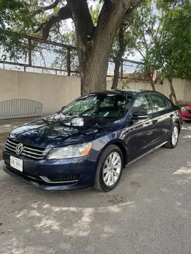 Volkswagen Passat 1.8L Turbo Tiptronic Piel usado (2015) color Azul precio $133,500