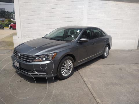 foto Volkswagen Passat Tiptronic Comfortline usado (2017) color Gris precio $240,000
