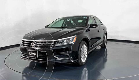 foto Volkswagen Passat Tiptronic Highline usado (2016) color Blanco precio $244,999