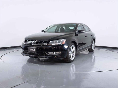 Volkswagen Passat GLX VR6 Aut usado (2013) color Negro precio $219,999