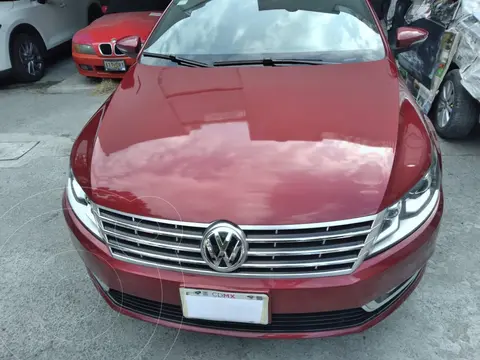 Volkswagen Passat R Line usado (2017) color Rojo precio $340,000