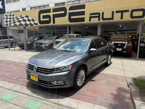 Volkswagen Passat Tiptronic Highline usado (2017) color Plata Reflex precio $228,000