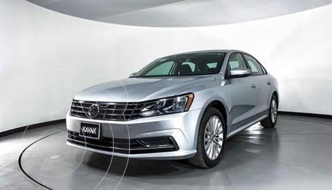 foto Volkswagen Passat Tiptronic Highline usado (2016) color Plata precio $227,999