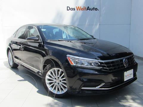 foto Volkswagen Passat R Line usado (2017) color Negro precio $237,000