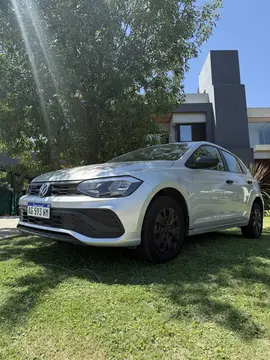 Volkswagen Polo 5P 1.6L Track MSi usado (2024) color Gris Platino financiado en cuotas(anticipo $3.500.000 cuotas desde $300.000)