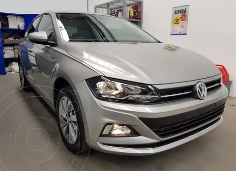 Volkswagen Polo 5P Trendline nuevo color Plata financiado en cuotas(anticipo $1.204.200 cuotas desde $80.000)