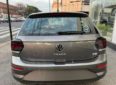 Volkswagen Polo 5P 1.6L Track MSi nuevo color Plata financiado en cuotas(anticipo $2.500.000 cuotas desde $180.000)