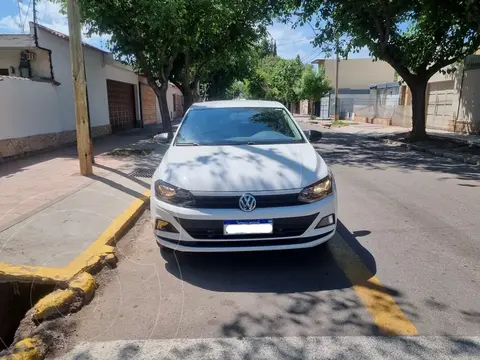 Volkswagen Polo 5P Trendline usado (2022) color Blanco financiado en cuotas(anticipo $2.999.000 cuotas desde $210.000)