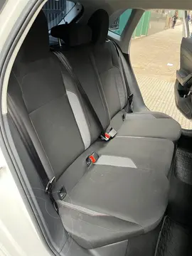 Volkswagen Polo 5P 1.6L MSi usado (2024) color Blanco Cristal financiado en cuotas(anticipo $4.500.000 cuotas desde $300.000)