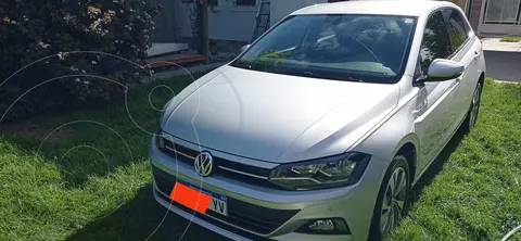 Volkswagen Polo 5P Highline usado (2018) color Plata precio $19.200.000