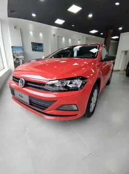 Volkswagen Polo 5P 1.6L Track MSi nuevo color Rojo precio $9.200.850