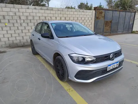Volkswagen Polo 5P 1.6L Track MSi usado (2024) color Gris Platino financiado en cuotas(anticipo $3.000.000)