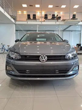 Volkswagen Polo 5P Trendline nuevo color Gris financiado en cuotas(anticipo $768.620 cuotas desde $46.000)