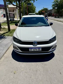 Volkswagen Polo 5P Trendline usado (2023) color Blanco financiado en cuotas(anticipo $1.900.000 cuotas desde $225.000)