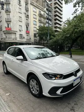 Volkswagen Polo 5P Comfortline usado (2020) color Blanco Cristal financiado en cuotas(anticipo $5.000.000)