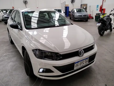 Volkswagen Polo 5P Trendline usado (2023) color Blanco precio $23.000.000