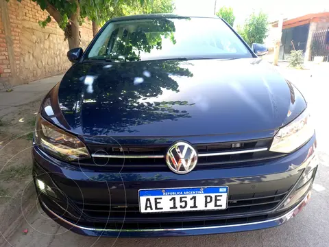 Volkswagen Polo 5P Highline usado (2020) color Azul financiado en cuotas(anticipo $1.600.000 cuotas desde $225.000)