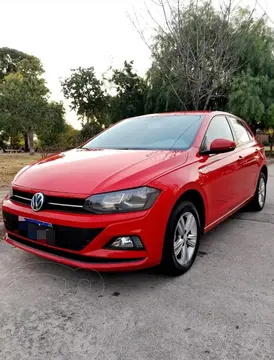 Volkswagen Polo 5P Trendline usado (2019) color Rojo Tornado financiado en cuotas(anticipo $2.168.000 cuotas desde $198.000)