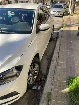 Volkswagen Polo 5P Trendline Aut usado (2020) color Blanco precio $22.000.000