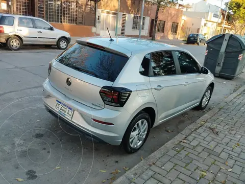 Volkswagen Polo 5P Trendline usado (2023) color Blanco Cristal financiado en cuotas(anticipo $3.500.000)
