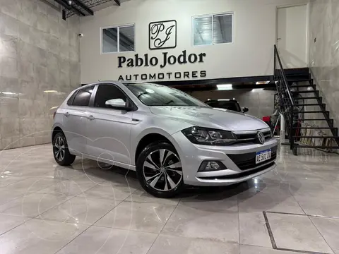 Volkswagen Polo 5P Highline Aut usado (2021) color Gris precio u$s23.000