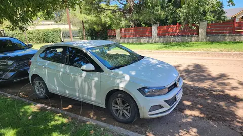 Volkswagen Polo 5P Trendline usado (2021) color Blanco financiado en cuotas(anticipo $2.200.000 cuotas desde $233.000)