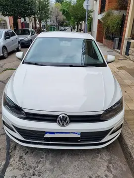 Volkswagen Polo 5P Trendline usado (2020) color Blanco Cristal financiado en cuotas(anticipo $5.000.000)