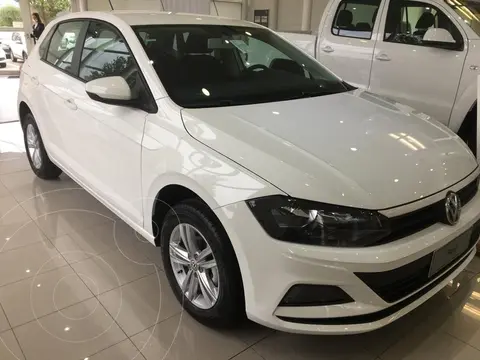 Volkswagen Polo 5P Trendline nuevo color Blanco Cristal financiado en cuotas(anticipo $6.900.000 cuotas desde $194.000)