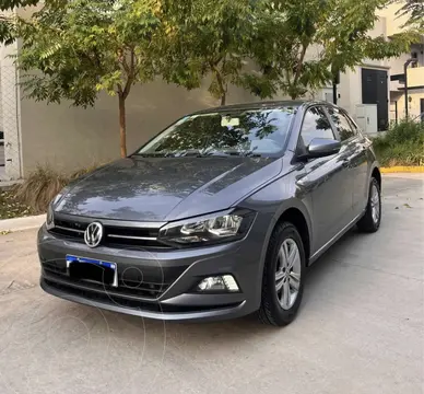 Volkswagen Polo 5P Comfortline Plus Aut usado (2021) color Gris Platinium financiado en cuotas(anticipo $4.000.000 cuotas desde $270.000)