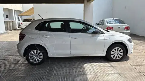 Volkswagen Polo 5P Trendline usado (2023) color Blanco Cristal financiado en cuotas(anticipo $2.999.999 cuotas desde $299.999)