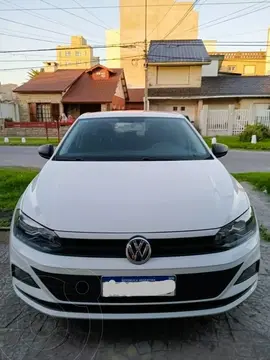 Volkswagen Polo 5P Trendline usado (2022) color Blanco financiado en cuotas(anticipo $2.500.000 cuotas desde $211.000)