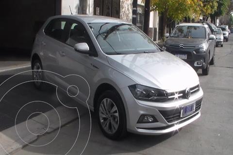 Volkswagen Polo 5P Highline Aut usado (2020) color Plata precio $2.549.900