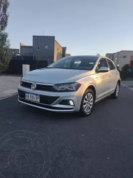 Volkswagen Polo 5P Trendline usado (2023) color Gris financiado en cuotas(anticipo $1.011.624 cuotas desde $225.000)