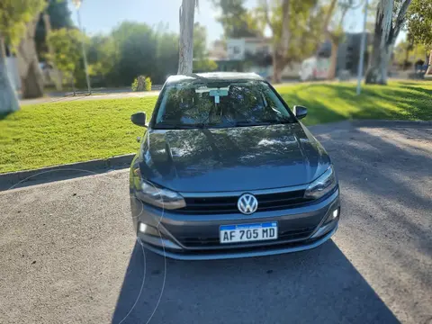 Volkswagen Polo 5P Trendline usado (2022) color Gris financiado en cuotas(anticipo $1.000.000 cuotas desde $225.000)