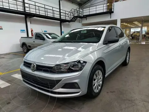 Volkswagen Polo 5P Trendline usado (2023) color Gris financiado en cuotas(anticipo $2.500.000 cuotas desde $250.000)