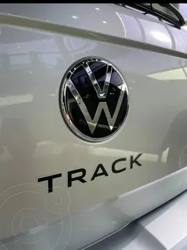 Volkswagen Polo 5P 1.6L Track MSi nuevo color Plata financiado en cuotas(anticipo $8.914.725 cuotas desde $315.000)